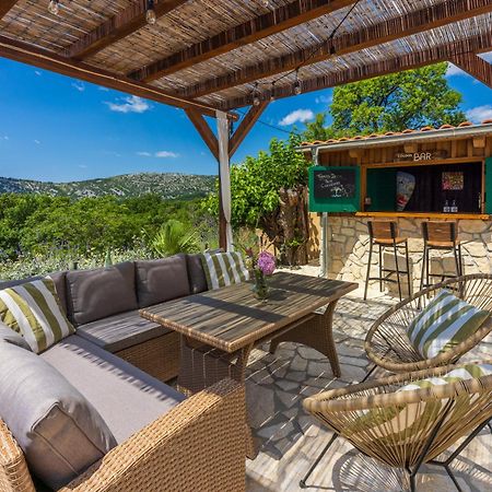 Villa Cocoon - Vacation Home With Heated Pool & Garden Bribir  Exterior photo