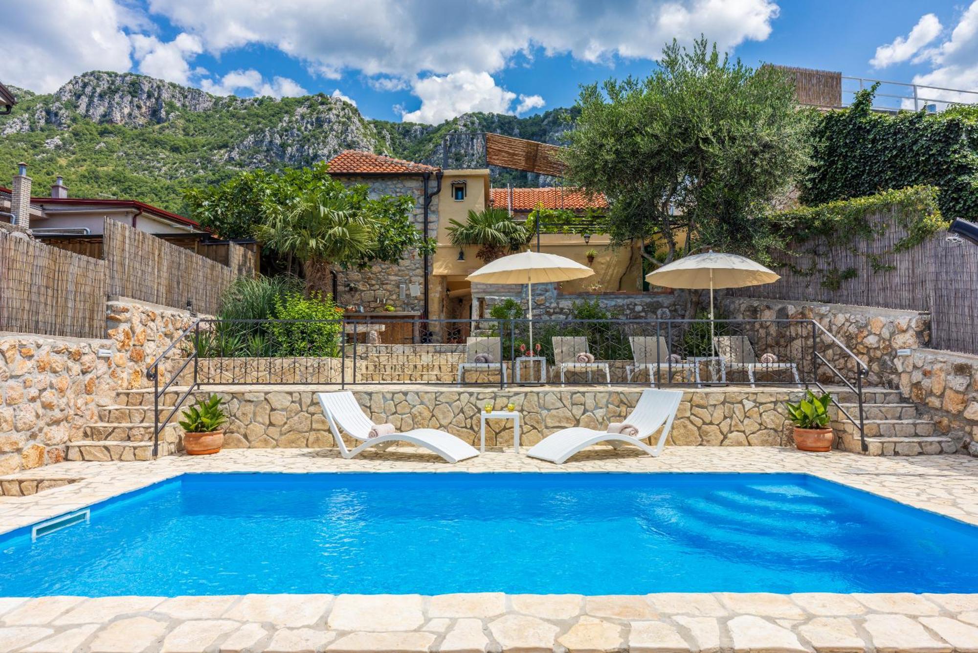 Villa Cocoon - Vacation Home With Heated Pool & Garden Bribir  Exterior photo