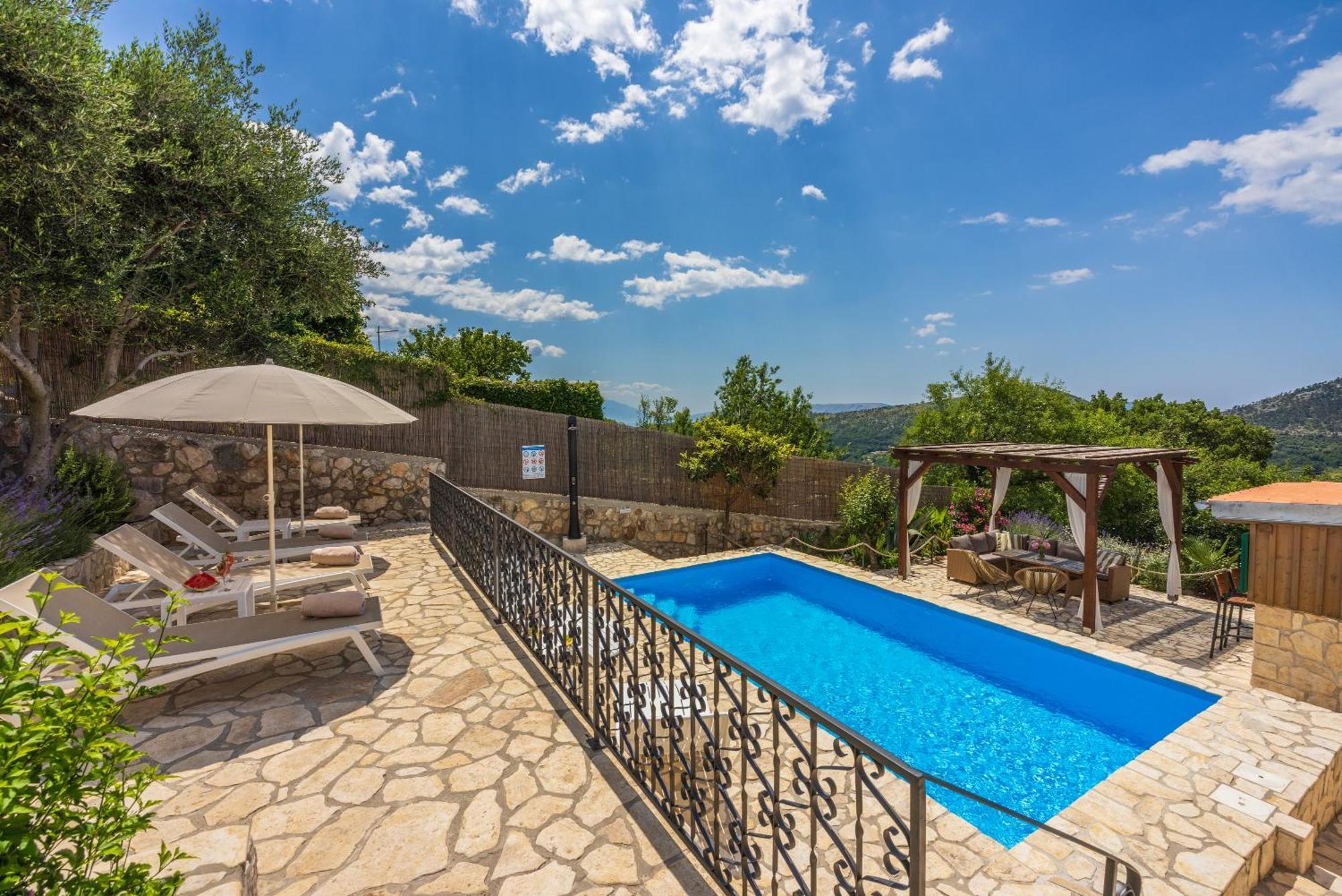 Villa Cocoon - Vacation Home With Heated Pool & Garden Bribir  Exterior photo