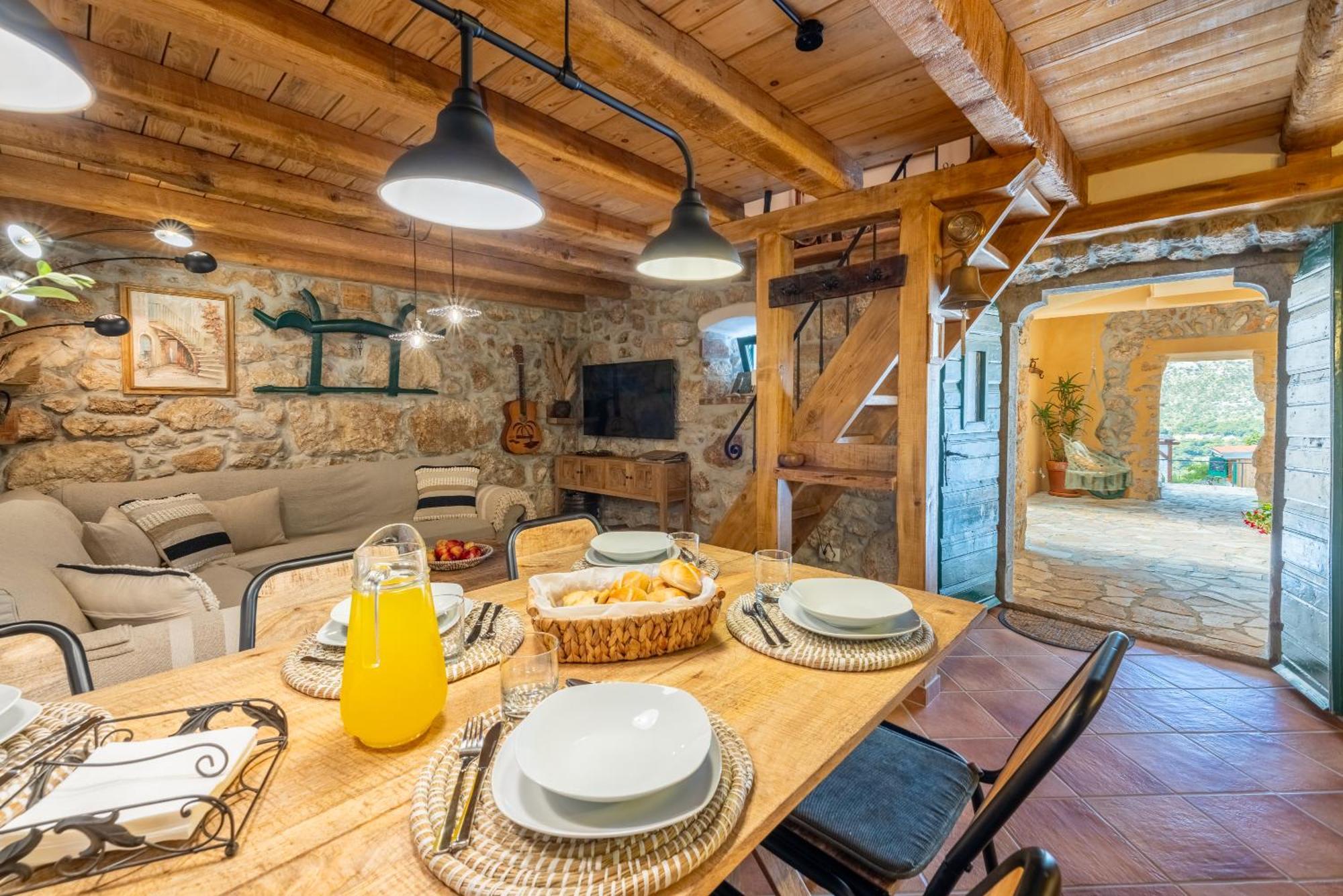 Villa Cocoon - Vacation Home With Heated Pool & Garden Bribir  Exterior photo