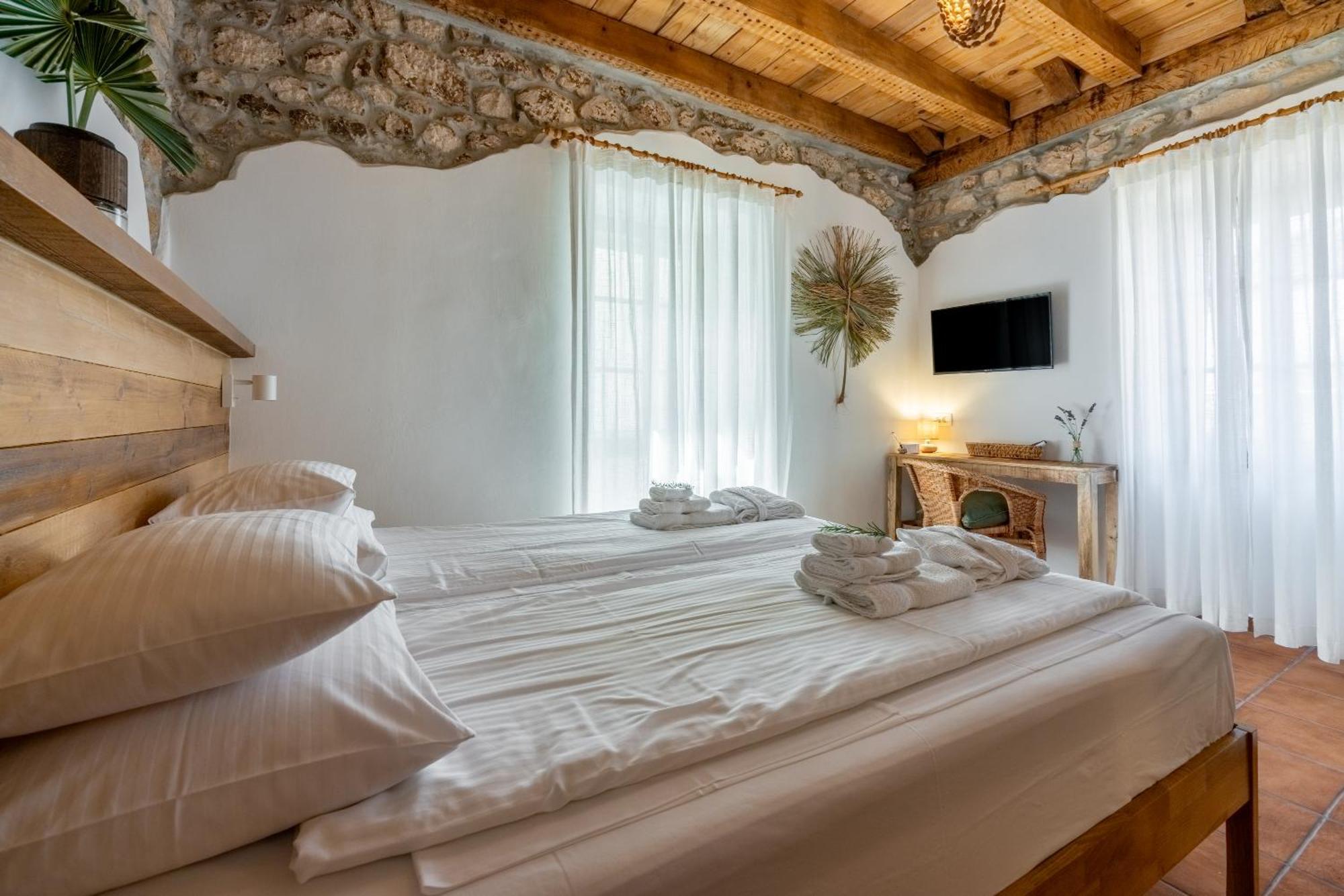 Villa Cocoon - Vacation Home With Heated Pool & Garden Bribir  Exterior photo